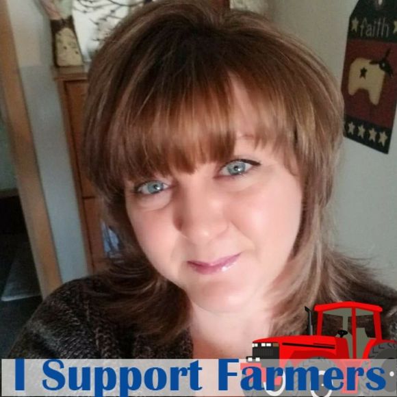 Meet your Posher, Lisa - Picture 1 of 1